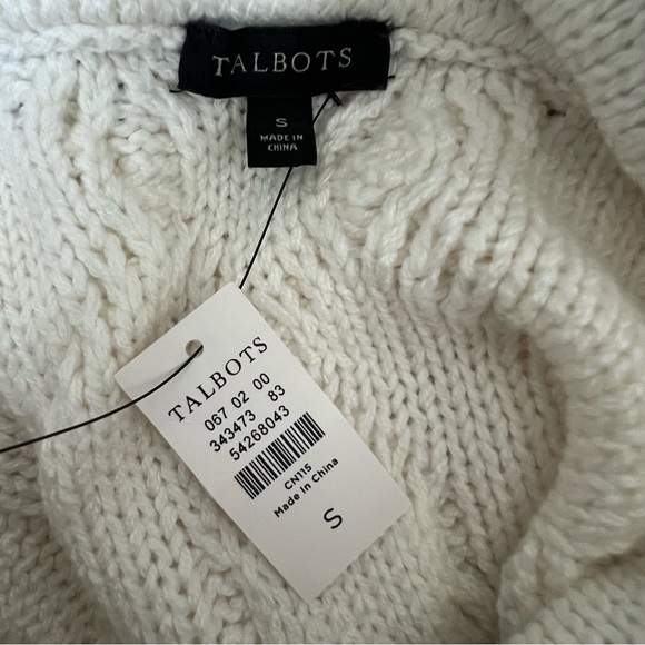TALBOTS  Cream Cable Knit Sweater Poncho Cape w/ Faux Fur Collar NWT Small - Picture 11 of 11